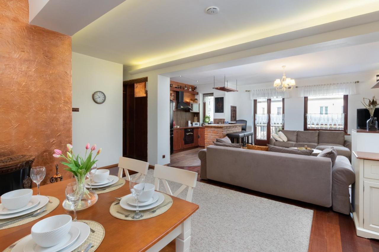 Gdynia Centrum Wyjatkowy Apartament Przy Promenadzie Z Balkonem By Noclegi Renters Exteriér fotografie