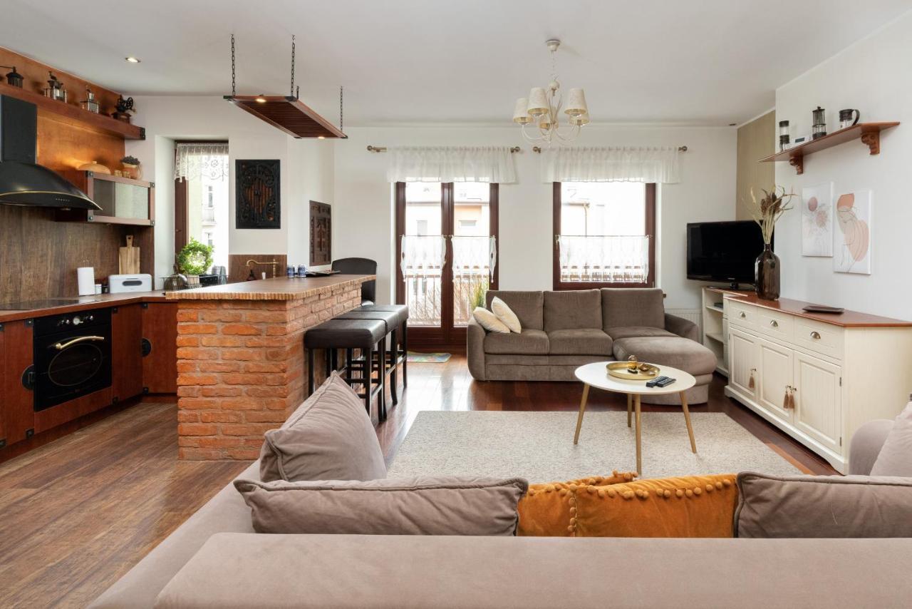 Gdynia Centrum Wyjatkowy Apartament Przy Promenadzie Z Balkonem By Noclegi Renters Exteriér fotografie